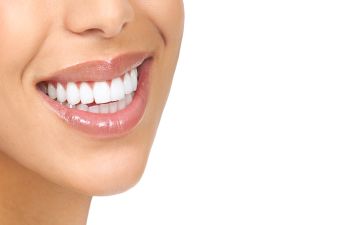 perfect smile after cosmetic dentistry treatment